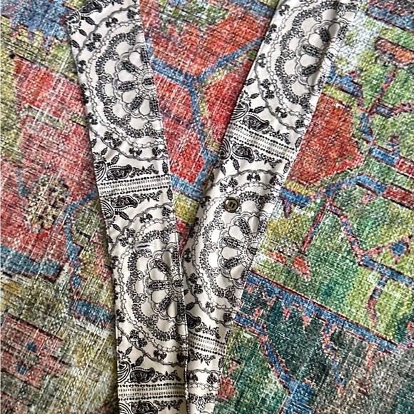 Free People Movement Headwrap Scarf w/ button - Picture 6 of 6